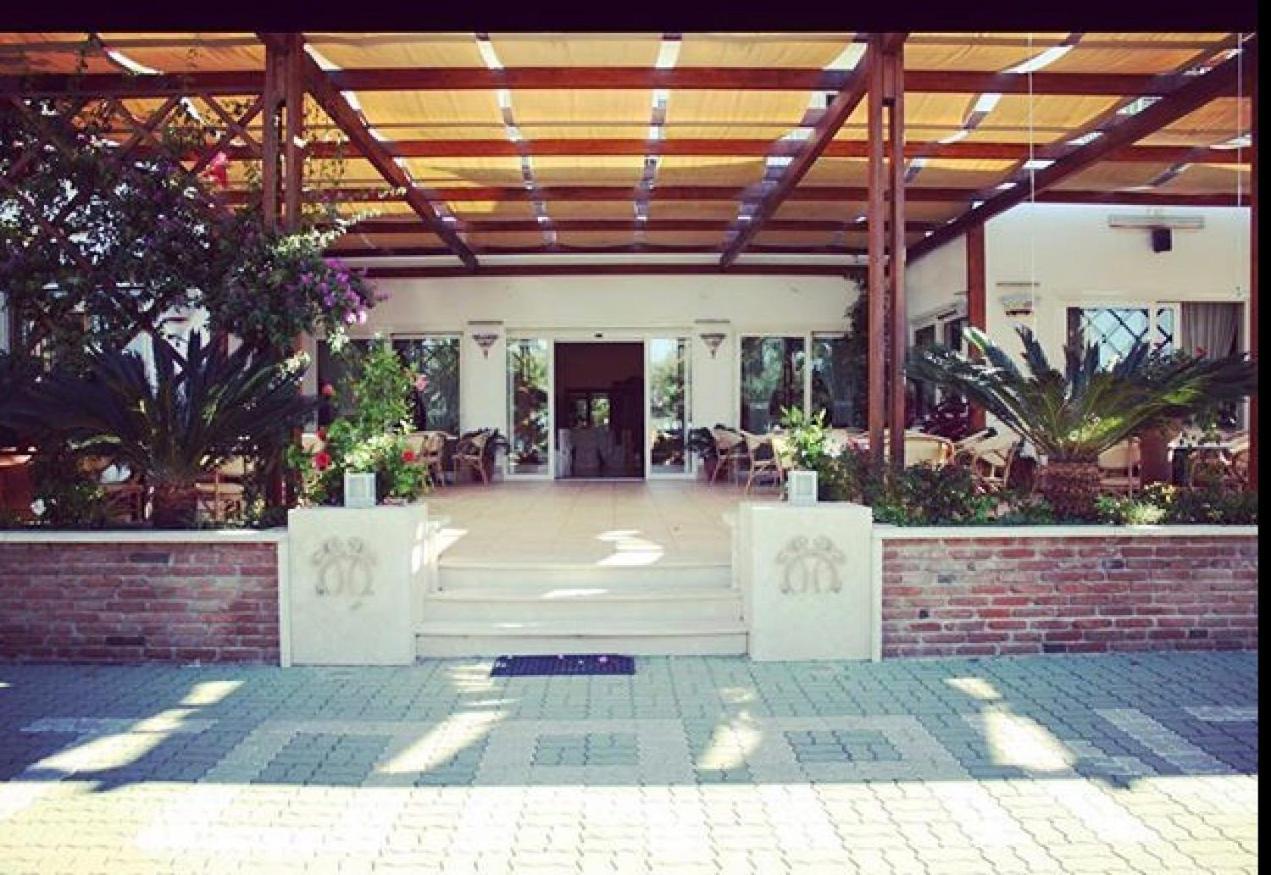 Hotel Mandetta - Adults Only Paestum Zewnętrze zdjęcie